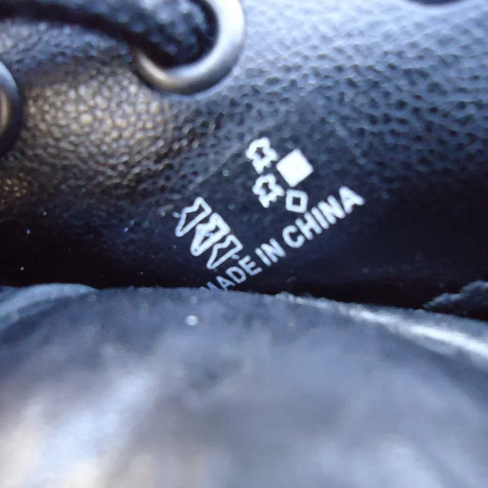 SIZE EU 44. ECCO Helsinki leather oxfords shoes. - Picture 15 of 16